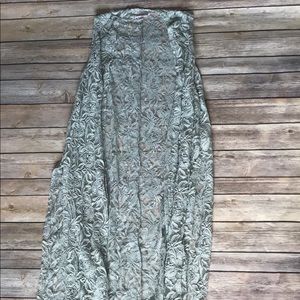LuLaRoe gray lace joy